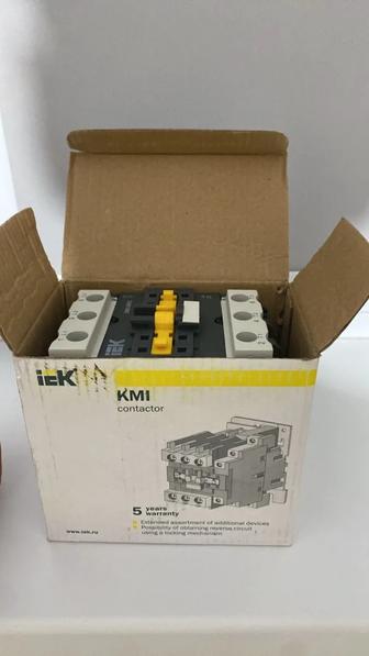 Контактор КМИ-34012 малогабаритный