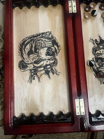 Продам нарды ручной работы новые с рисунком медведя