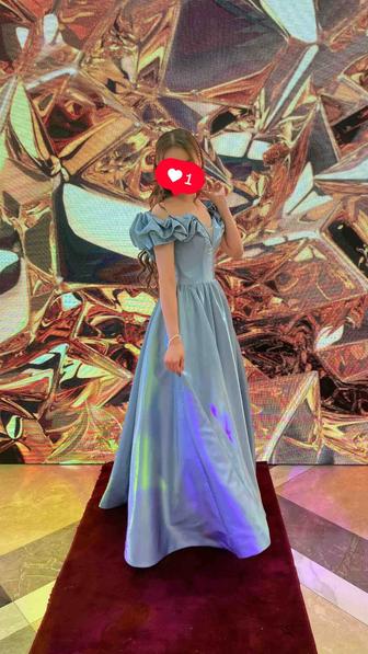 Элегантное вечернее платье на выпускной ASSEM OMAR