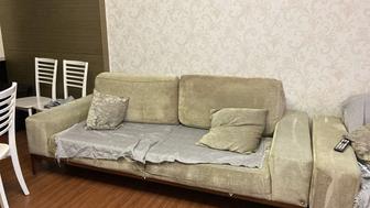 2 Дивана плюс кресло в хорошем состояние, умелые руки приведут в порядок