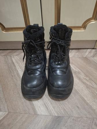 Продам детские сапоги