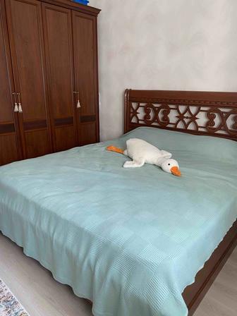 Продается спальный гарнитур