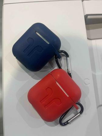 Продаются беспроводные наушники AirPods