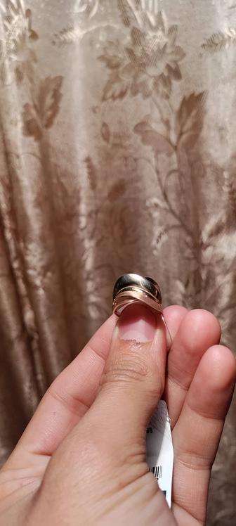 Золотое нежное кольцо