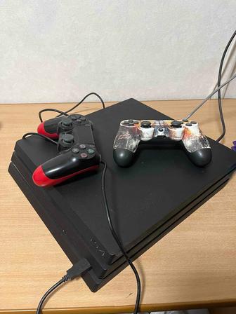 Продам PS4 PRO 1TB