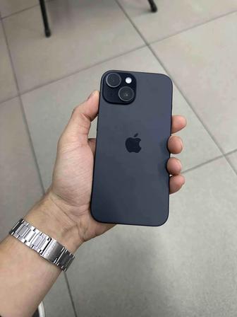 Продам Iphone 15 (128GB) полный комплект