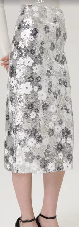 Новая юбка с пайетками размер 48-50