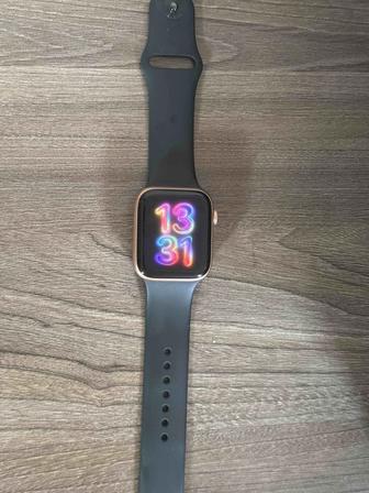 Смарт часы Apple Watch SE