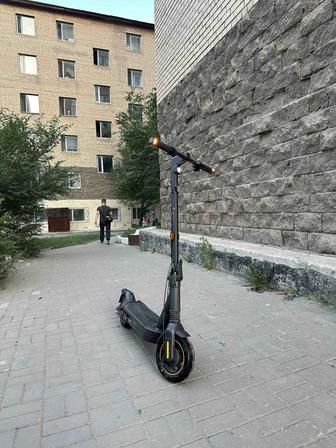 Электросамокат Ninebot KickScooter Max G2