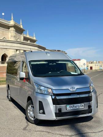 Аренда. Микроавтобус TOYOTA HIACE 2021