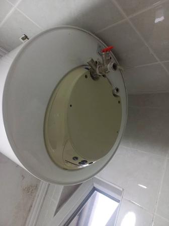 Продам Водонагреватель