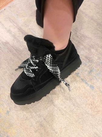 Продам абсолютно новые угги