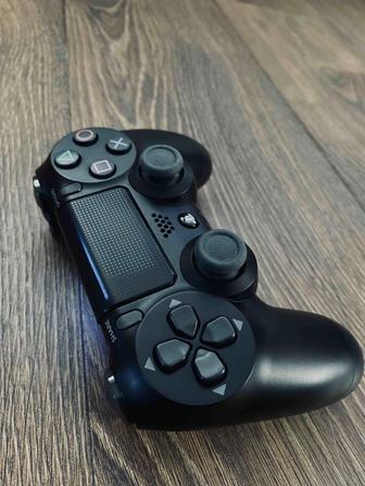 Продаю джойстик
DualShock 4 для PS4