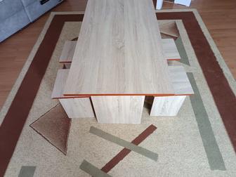 Продам кухонный стол со стульями