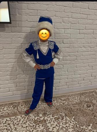 Продам национальный казахский костюм для мальчика
