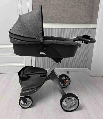 Коляска stokke