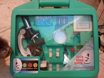 Детский микроскоп в кейсе