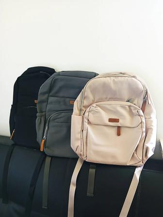Качественный школьный рюкзак продам