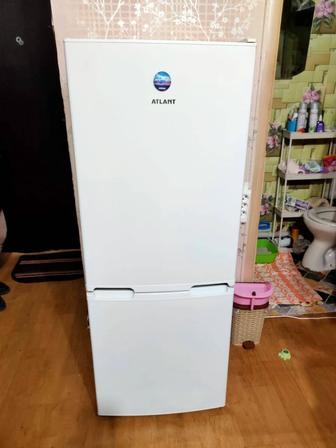 Холодильник продам