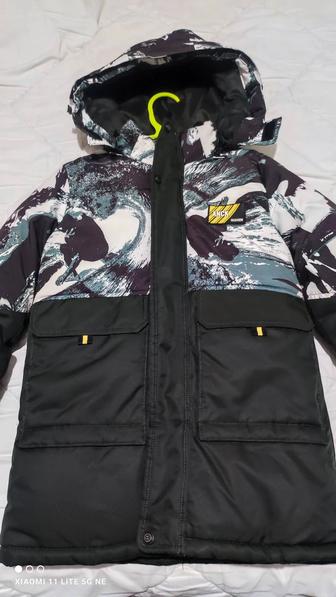 Продам зимнюю куртку