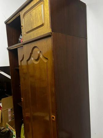 Продам шифоньер