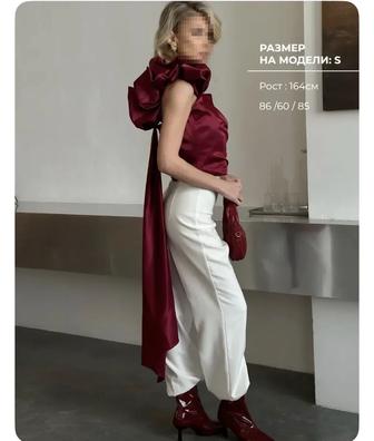 Нарядный атласный топ