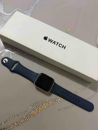 Продается Apple Watch SE 2