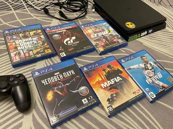 PS4 (в комплекте джойстики, руль, игры)