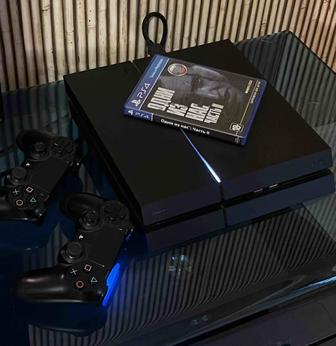 Продам PlayStation 4