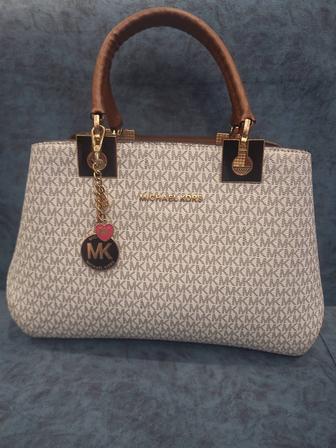 Продам сумку Michael Kors