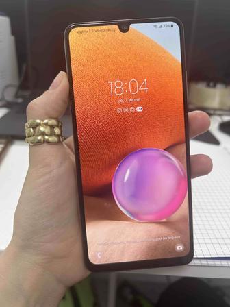 Телефон Samsung Galaxy A32