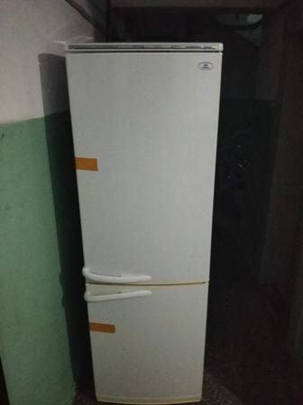 Холодильник 2х камерный Атлант