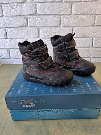 Детская зимние ботинки на мальчика GEOX размер 25