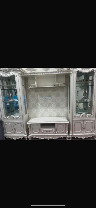 Продам горку для зала,качественная!