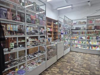 продам оборудование, витрины