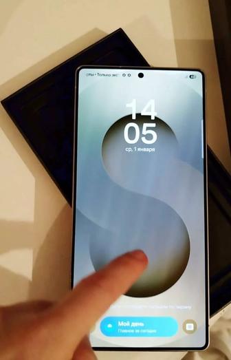 Продам телефон Самсунг 25 ultra