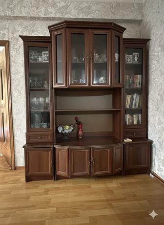 Продам сервант