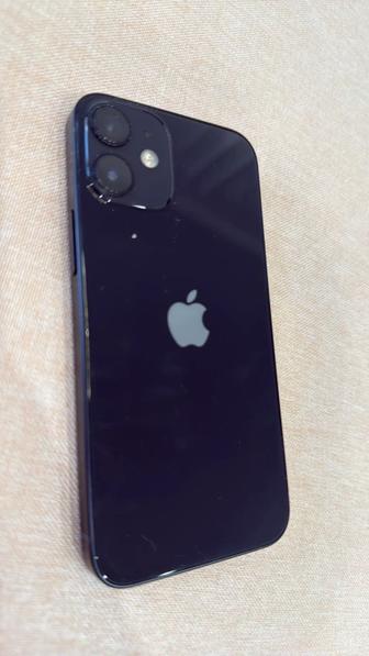 Продам iPhone 12 mini в отличном состоянии