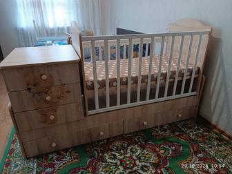 Продаю детскую кроватку