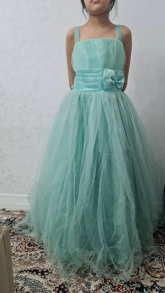 Продам платья