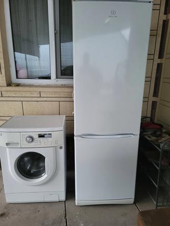 Холодильник Индезит высокий