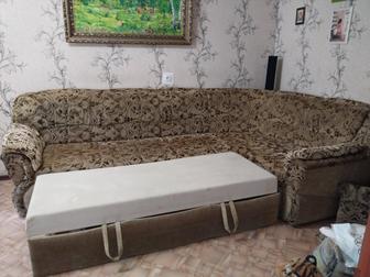 Продаю диван угловой и кресло кровать