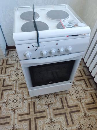 Продам электрическую плиту Дарина