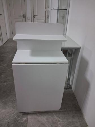 Продам маникюрный стол