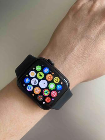 Смарт часы Apple WatchOS 8.5