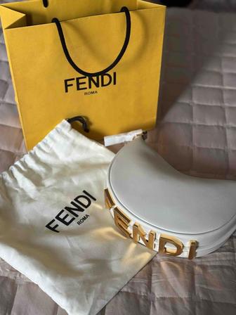Сумка Fendi Fendigraphy Mini, белая новая