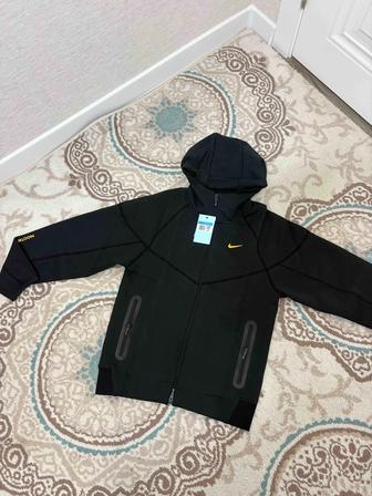 Продам течь флиски