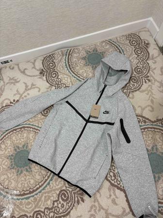 Продам течь флис