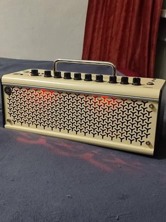 Продам гитарный усилитель YAMAHA THR10II