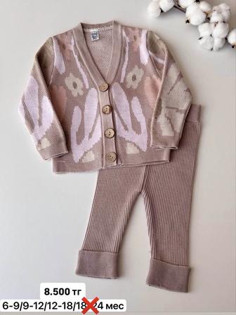 Трикотажный костюм для девочек
